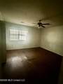 306 Macarthur - Photo 12