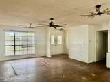 306 Macarthur - Photo 3