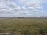  Goose Lake Rd - Photo 3