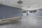 15237 Russell Boulevard - Photo 11