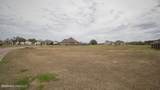403 Goose Pointe Boulevard - Photo 1