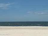 2046 Beach Boulevard - Photo 5