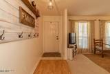 16222 Saddle Drive - Photo 4
