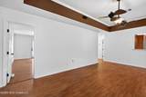 1540 Waveland Avenue - Photo 24