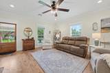305 Hoffman Lane - Photo 3