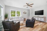 311 Waveland Avenue - Photo 17