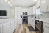 311 Waveland Avenue - Photo 21