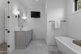 407 Goose Pointe Boulevard - Photo 34