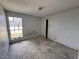 2804 34th Avenue - Photo 5