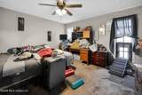 318 Longmeadow Drive - Photo 17