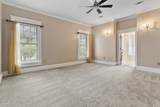8 12 Oaks Place - Photo 17