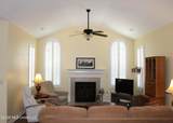 8753 Parkview Oaks Circle - Photo 6