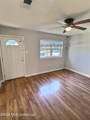 302 Hunter Drive - Photo 4