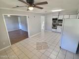 302 Hunter Drive - Photo 7
