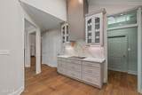 4 Woodleaf Street - Photo 10