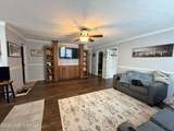 13721 Pine Avenue - Photo 3