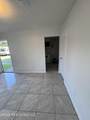 209 Lawler Avenue - Photo 4