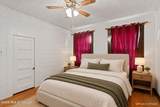 172 Holmes Street - Photo 11