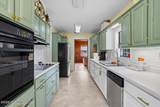 172 Holmes Street - Photo 22