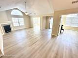 8686 Parkview Oaks Circle - Photo 2