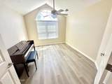 8686 Parkview Oaks Circle - Photo 7
