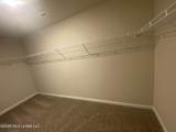 212 Hawthorne Drive - Photo 12