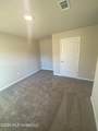 212 Hawthorne Drive - Photo 14