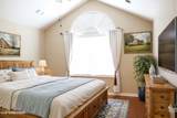 8855 Parkview Oaks Circle - Photo 15