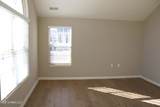 8647 Parkview Oaks Circle - Photo 14