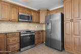 904 Waveland Avenue - Photo 16