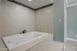 904 Waveland Avenue - Photo 24