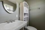 904 Waveland Avenue - Photo 29