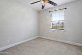 904 Waveland Avenue - Photo 32