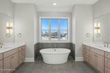 2035 Livingston Way - Photo 19
