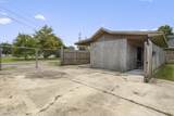 904 Waveland Avenue - Photo 38
