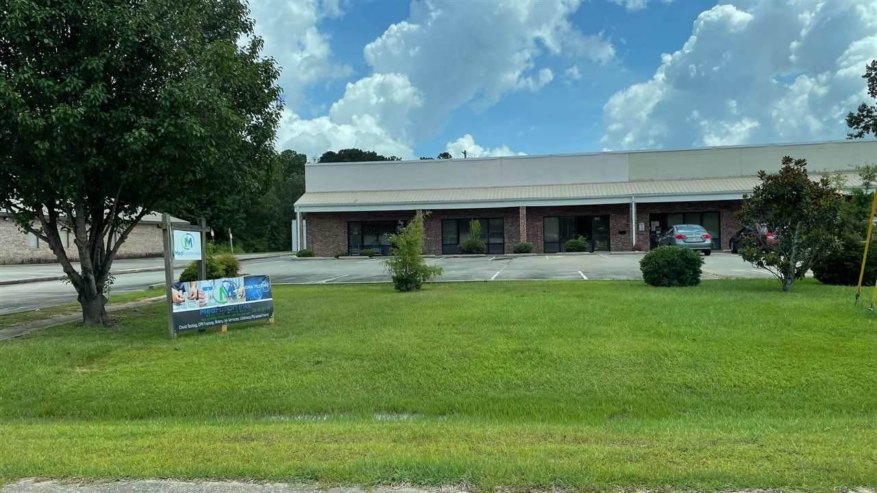 526 Deerfield Drive - Photo 1
