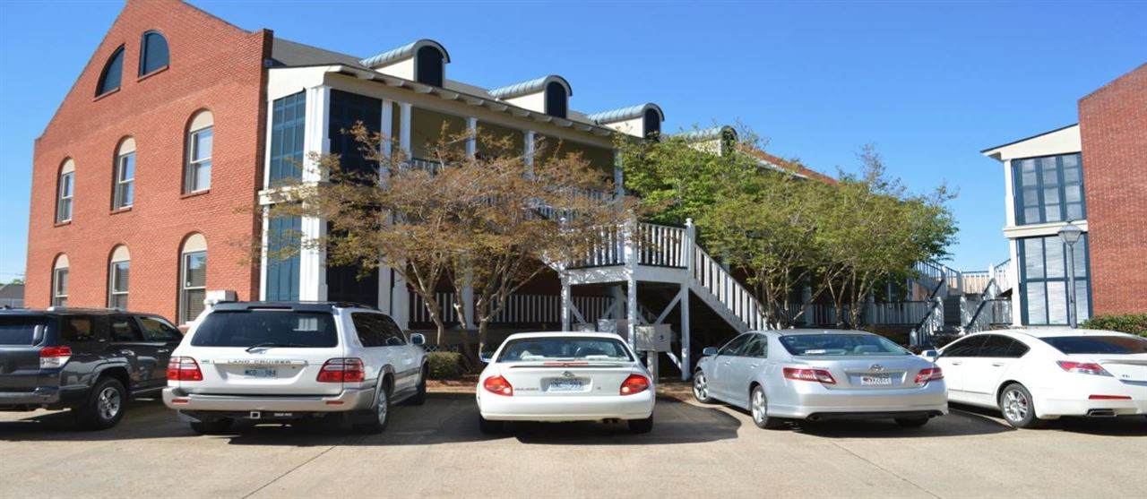 11 Northtown Drive - Photo 1