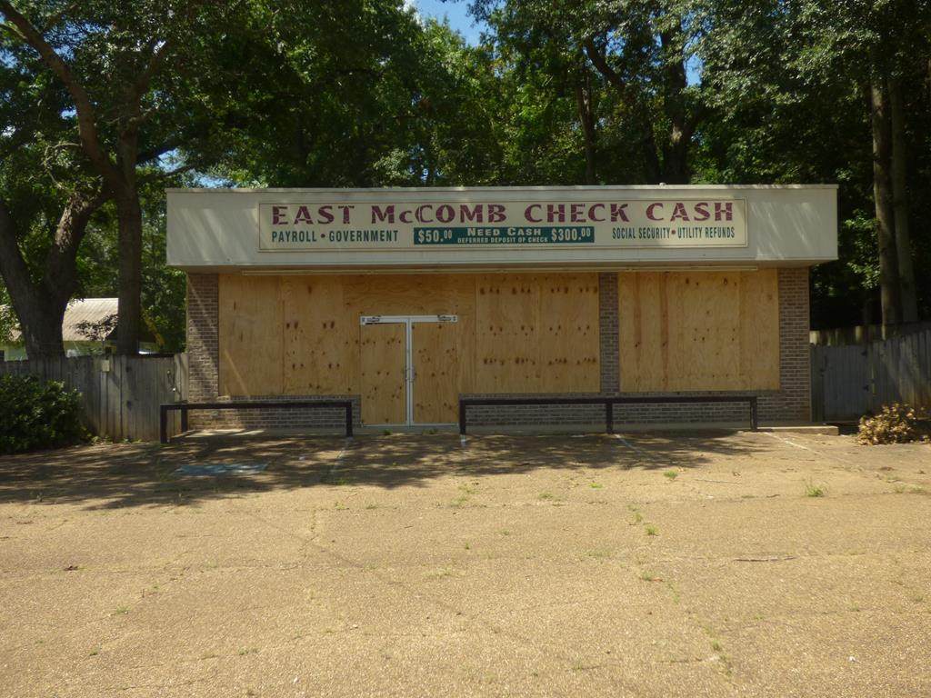 603 Pearl River Avenue - Photo 1