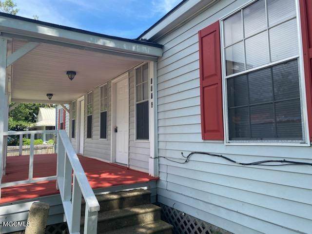 1914 Convent Avenue - Photo 1