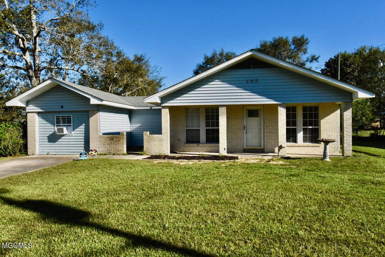102 Park Ln Drive - Photo 1