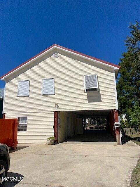 6182 Shawnee Street - Photo 1