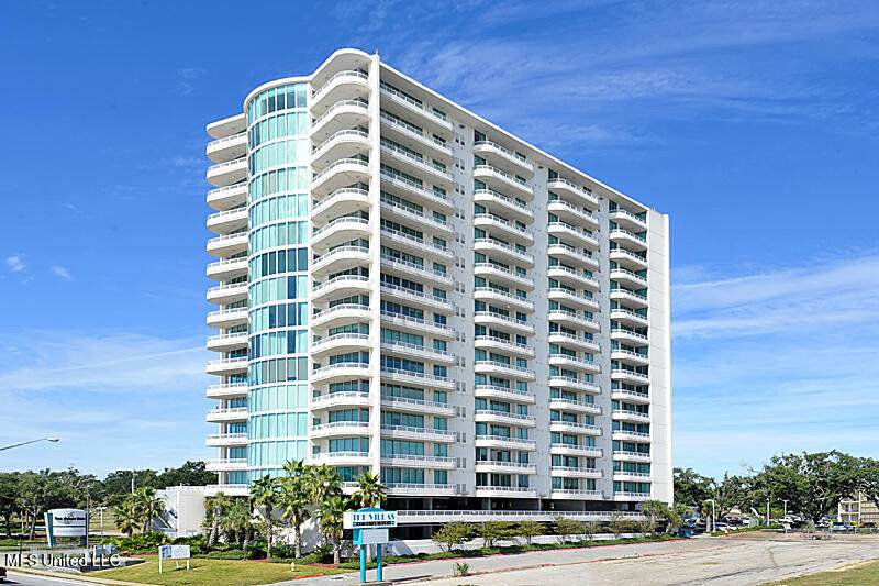 2060 Beach Boulevard - Photo 1