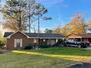 105 Brookwood Drive - Photo 1
