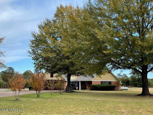 1537 Taska Road - Photo 1
