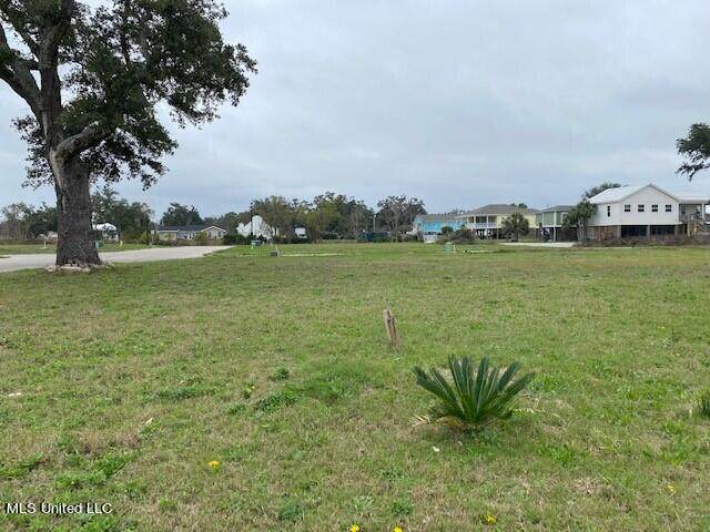 Beach Boulevard - Photo 1