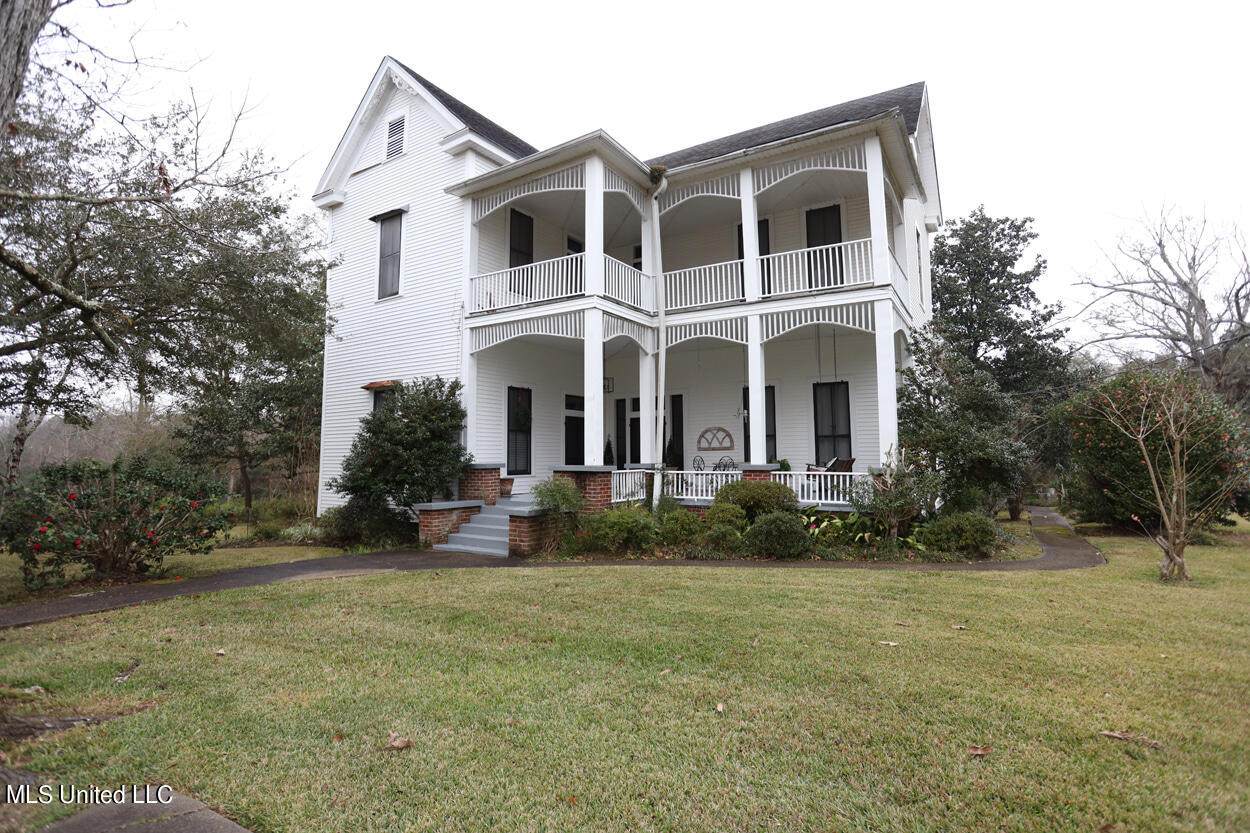 216 Church Street - Photo 1