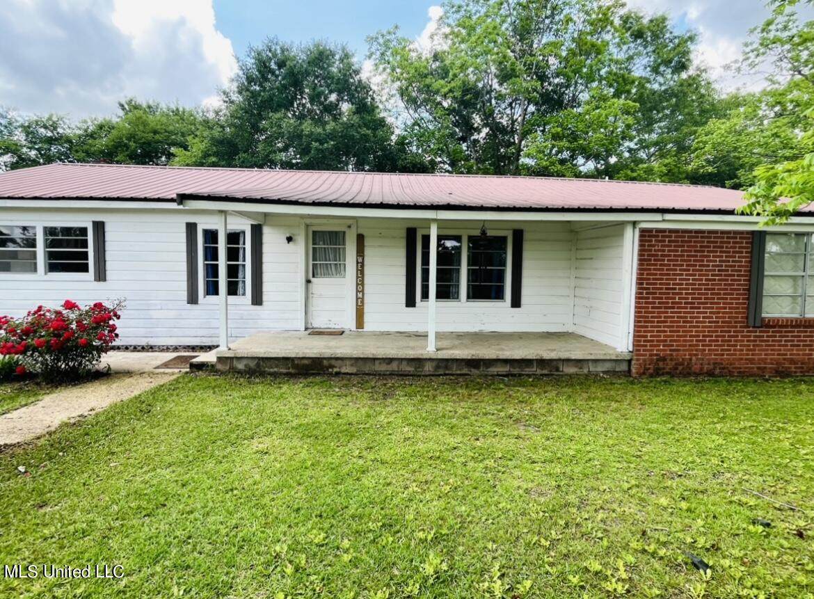 209 Tom Jones Road - Photo 1