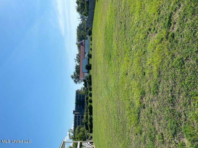 541 Woodward Avenue - Photo 1