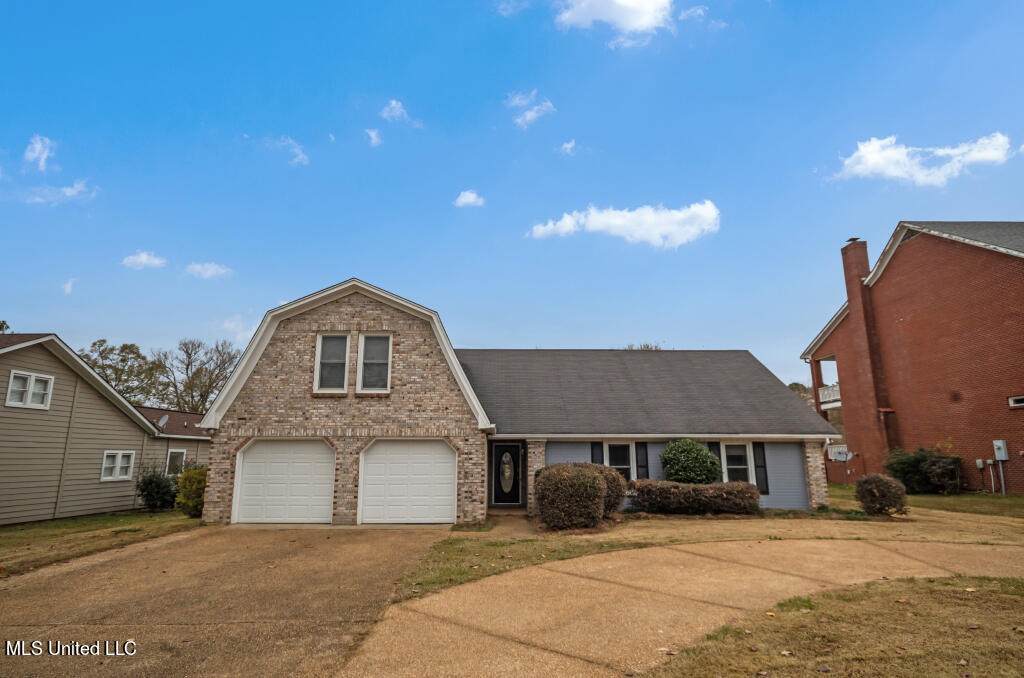 594 Deerfield Drive - Photo 1