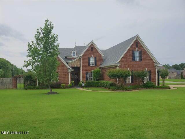 4995 Wedgewood Drive - Photo 1